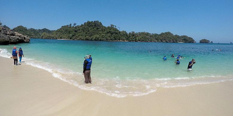 the three colors beach